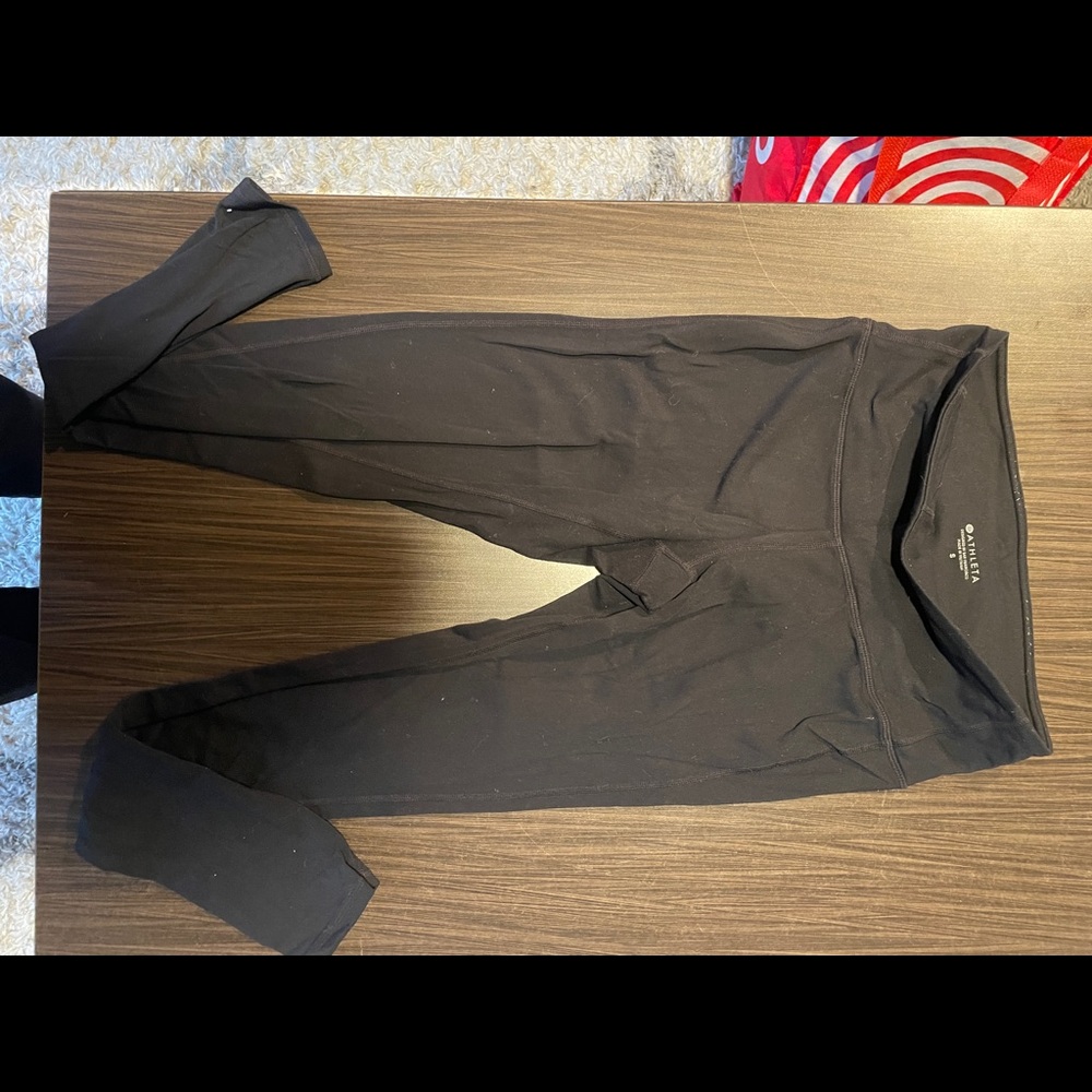 Athleta leggings. Barely worn. Size small.